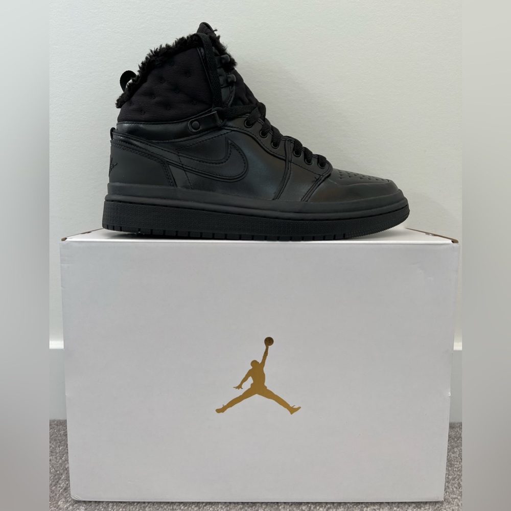 Air Jordan 1 Acclimate Women’s Size US 10.5